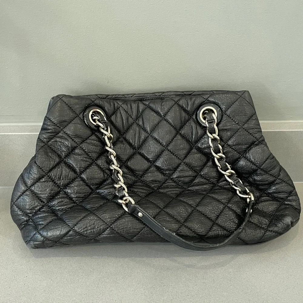 Kate Spade Sparkly Black Quilted Leather Bag